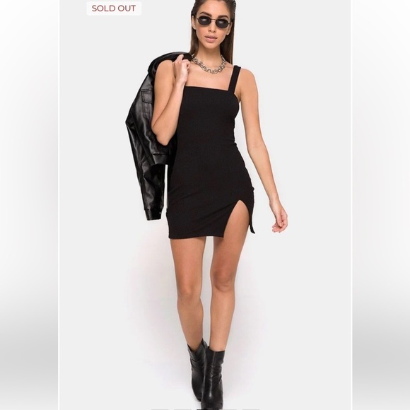 Motel Rocks Pendan Bodycon Dress In Rib Black Revolver size small - Picture 3 of 16